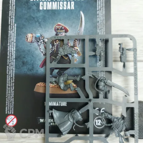 Описание картинки Astra Militarum Commissar (старый набор) от DS по цене 1 500руб | Свободный Рынок Миниатюр - СРМ