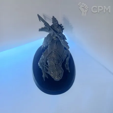Описание картинки Kroot Lone-Spear от Amelio по цене 3 000руб | Свободный Рынок Миниатюр - СРМ
