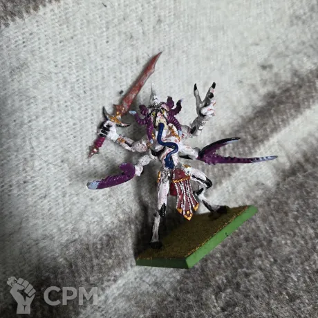 Описание картинки Greater daemon of slaanesh от User37934 по цене 9 000руб | Свободный Рынок Миниатюр - СРМ