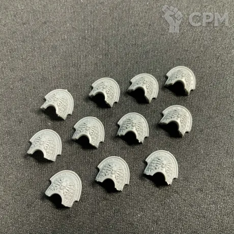 Описание картинки Deathwatch Shoulder Pads от Барахолка Баллиоза по цене 60руб | Свободный Рынок Миниатюр - СРМ