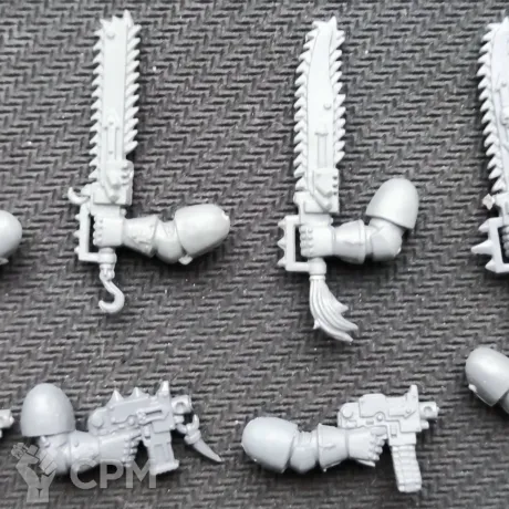 Описание картинки CSM bolt pistols &amp; chainswords от Tenzen по цене 350руб | Свободный Рынок Миниатюр - СРМ