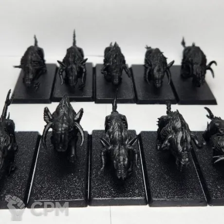 Описание картинки Chaos Warhounds, 10 моделей. Оригинал пластик в грунте от Shamkin по цене 3 750руб | Свободный Рынок Миниатюр - СРМ