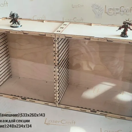 Описание картинки SHs-M2_T260 Шкаф для миниатюр (с экранами) от StudioOtolega по цене 3 650руб | Свободный Рынок Миниатюр - СРМ