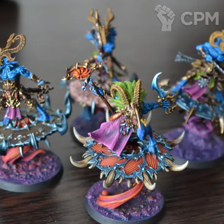 Описание картинки Tzaangor Enlightened / Tzaangor Skyfires от Nazgul of Mordovia по цене 9 000руб | Свободный Рынок Миниатюр - СРМ