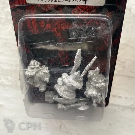 Описание картинки Dwarf lord and shieldbearers от Bruno по цене 17 000руб | Свободный Рынок Миниатюр - СРМ