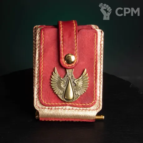 Описание картинки Кожаная купюрница «Кровавые Ангелы» Warhammer 40K (с латунной Аквилой, натуральная кожа) от LDBits по цене 4 200руб | Свободный Рынок Миниатюр - СРМ