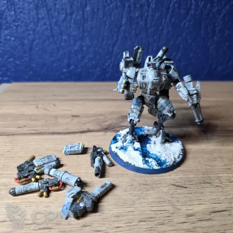 Описание картинки Commander in coldstar battlesuit оригинал от omegon92 по цене 100руб | Свободный Рынок Миниатюр - СРМ