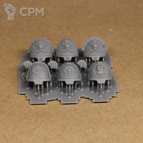 Описание картинки Набор наплечников для дэзвотч грависов 2 (deathwatch gravis shoulders pads 2) от мезеров александр по цене 250руб | Свободный Рынок Миниатюр - СРМ