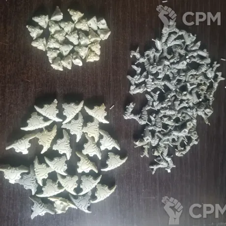 Описание картинки 24 пар эльдарских ног плюс тушки Warp Spiders от Soul Dark по цене 150руб