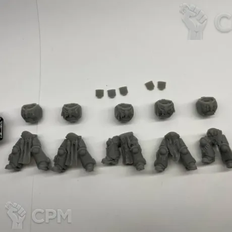 Описание картинки Тушки и ноги примарис Волков, 2 щита и молот от Подземный человек по цене 200руб | Свободный Рынок Миниатюр - СРМ