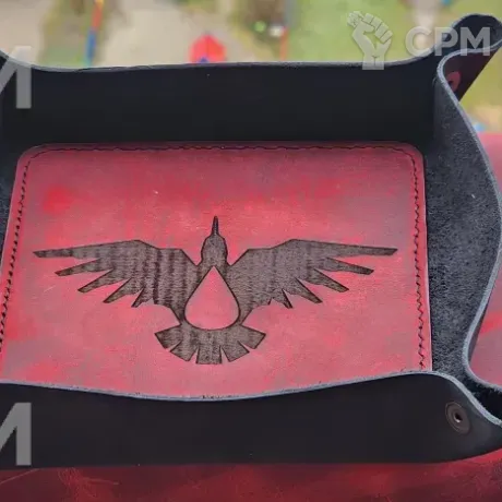 Описание картинки Blood_Ravens Кровавые ВороныDice Tray/Лоток/Дайс Трей/Арена/Тарелка от Krontwar по цене 3 500руб | Свободный Рынок Миниатюр - СРМ