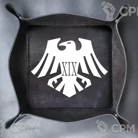 Описание картинки Dice Tray The Raven Guard/Лоток/Дайс Трей/Арена/Тарелка гвардия ворона от Krontwar по цене 4 000руб | Свободный Рынок Миниатюр - СРМ