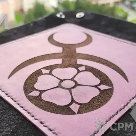 Описание картинки Dice Tray Slaanesh/Лоток/Дайс Трей/ слаанешАрена/Тарелка от Krontwar по цене 3 500руб | Свободный Рынок Миниатюр - СРМ