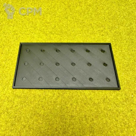 Описание картинки Movement tray для квадратных баз 25х25мм 6х3 от Миниатюры и фигурки по цене 140руб | Свободный Рынок Миниатюр - СРМ