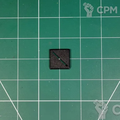 Описание картинки Square Base 25x25 mm Slot 1 Подставка квадратная пластик от Vault Boy по цене 22руб | Свободный Рынок Миниатюр - СРМ