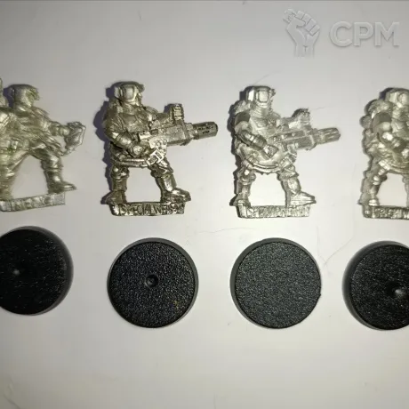 Описание картинки Astra Militarum Meltas + Medic от thymeQ по цене 3 000руб | Свободный Рынок Миниатюр - СРМ