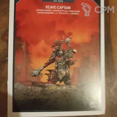 Описание картинки Red Corsairs Reave-Captain, оригинал на литниках от Пилорама по цене 2 000руб | Свободный Рынок Миниатюр - СРМ
