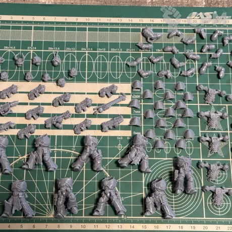 Описание картинки Chaos Legionnaries Squad от Recruiter по цене 700руб | Свободный Рынок Миниатюр - СРМ