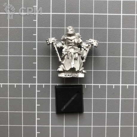 Описание картинки Empire Warrior Priest от Old Metal Collector по цене 2 200руб | Свободный Рынок Миниатюр - СРМ