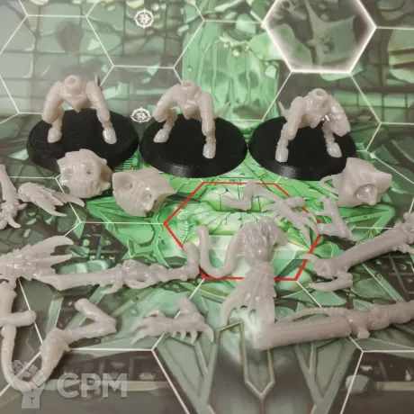Описание картинки tyranid warrior от Alarik по цене 550руб | Свободный Рынок Миниатюр - СРМ