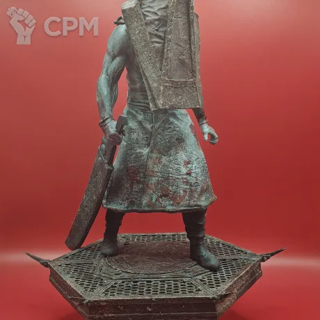 Описание картинки Коллекционная фигурка Пирамидоголового (Pyramidhead) из Silent hill 2 remake от Paintreason по цене 10 000руб | Свободный Рынок Миниатюр - СРМ
