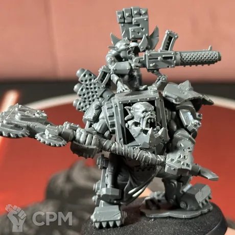 Описание картинки Варбосс | Warboss in Mega Armour от Overking по цене 3 000руб | Свободный Рынок Миниатюр - СРМ
