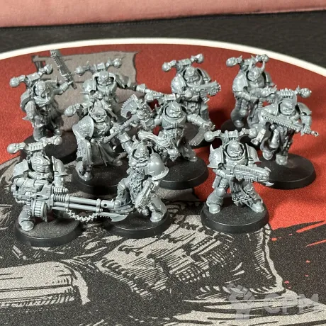 Описание картинки Chaos Space Marines: Legionaries от Overking по цене 3 500руб | Свободный Рынок Миниатюр - СРМ