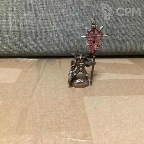 Описание картинки chaos icon bearer от User57488 по цене 1 700руб | Свободный Рынок Миниатюр - СРМ
