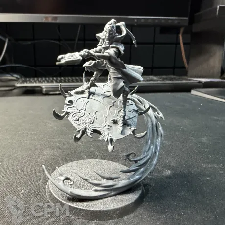 Описание картинки Magister on Disc of Tzeentch от  по цене 3 000руб | Свободный Рынок Миниатюр - СРМ