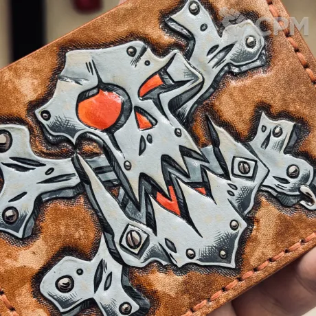 Описание картинки Кожаный картхолдер Warhammer 40k Boyz Ork Орк Бойз от Мастерская - 2D20 по цене 5 500руб | Свободный Рынок Миниатюр - СРМ