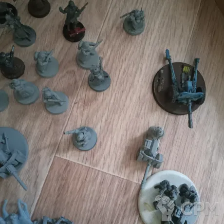 Описание картинки Всякий хлам по Вархаммеру.  100+ тушек криговцев. от alex4ndr0vdim по цене 3 500руб | Свободный Рынок Миниатюр - СРМ