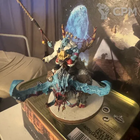 Описание картинки Frostlord on Stonehorn от  по цене 4 200руб | Свободный Рынок Миниатюр - СРМ