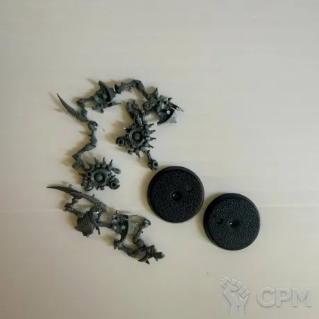 Описание картинки Necron Cryptothrall, оригинал от fuseddisplay по цене 900руб | Свободный Рынок Миниатюр - СРМ