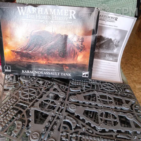 Описание картинки Mechanicum: Karacnos Assault tank оригинал от Аватарий Л. по цене 8 500руб | Свободный Рынок Миниатюр - СРМ