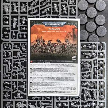 Описание картинки Chaos Space Marine Legionaries от Defiler по цене 3 700руб | Свободный Рынок Миниатюр - СРМ