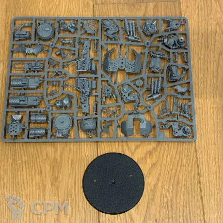 Описание картинки Big Mek Dakkarig от Miniatures Broker по цене 100руб | Свободный Рынок Миниатюр - СРМ