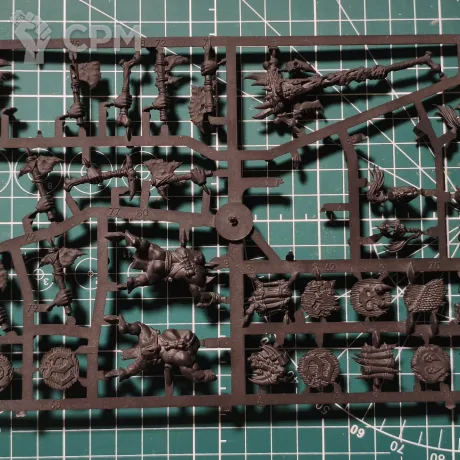 Описание картинки Bonesplitterz Savage Orruks / Savage Orc Boyz от Грибная Лавка. по цене 1 500руб | Свободный Рынок Миниатюр - СРМ
