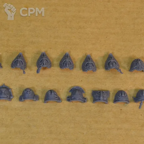 Описание картинки Sanguinary Guard Shoulder Pads от Mechanikus Forge по цене 600руб | Свободный Рынок Миниатюр - СРМ