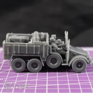 Описание картинки Немецкий грузовик Krupp Protze с экипажем и багажом (2 миниатюры) / масштаб 1:56 / 28мм от DModels по цене 850руб | Свободный Рынок Миниатюр - СРМ