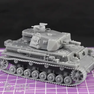 Описание картинки Немецкий средний танк Pz.Kpfv.IV Ausf.E Vorpanzer (обр. 1940г.) / масштаб 1:56 / 28мм от DModels по цене 1 630руб | Свободный Рынок Миниатюр - СРМ