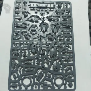 Описание картинки Пластиковый литник для техники Horus Heresy Vehicle Upgrade Pack ориг. от V130177@mail.ru по цене 1 800руб | Свободный Рынок Миниатюр - СРМ