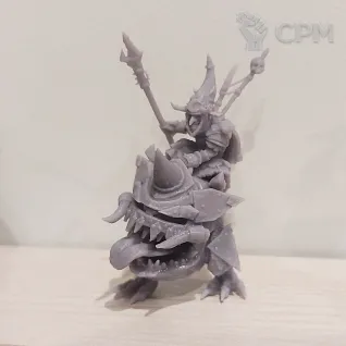 Описание картинки Night Goblin Boss Fantasy Battle от Лавочка Варбосса по цене 500руб | Свободный Рынок Миниатюр - СРМ