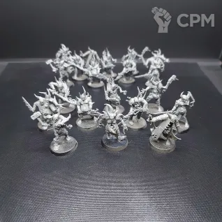 Описание картинки 10 поксволкеров(Dark Imperium Death Guard Poxwalkers x10) ориг пластик ГВ собраны от V130177@mail.ru по цене 1 600руб | Свободный Рынок Миниатюр - СРМ