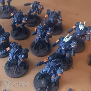 Описание картинки T'au Crisis Battlesuit Team (3x3) and Tau Commander (x2) (#SC-02) от Scope по цене 8 450руб | Свободный Рынок Миниатюр - СРМ