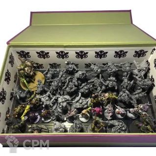 Описание картинки Магнитный кейс для миниатюр Warhammer 40k/AoS  190х330х100| На заказ размер и цвет от WH care по цене 1 990руб | Свободный Рынок Миниатюр - СРМ