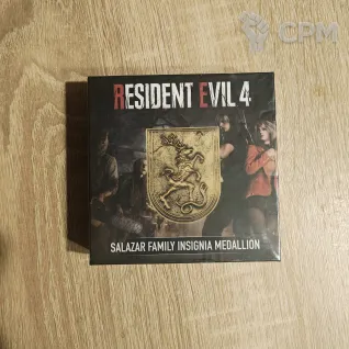 Описание картинки Resident Evil 4 Replica 1/1 Salazar Family Insignia Medaillon от Trazyn's Collection по цене 3 650руб | Свободный Рынок Миниатюр - СРМ