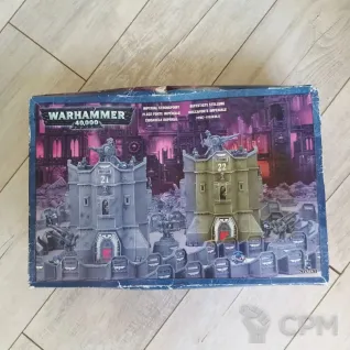 Описание картинки Имперский опорный пункт Warhammer 40K, линия обороны Aegis и Имперский бастион - РЕДКОСТЬ от Gipnoz1989 по цене 30 000руб | Свободный Рынок Миниатюр - СРМ