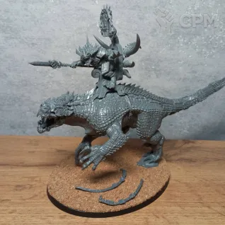 Описание картинки Saurus Oldblood on Carnosaur от Hyorntand по цене 7 000руб | Свободный Рынок Миниатюр - СРМ
