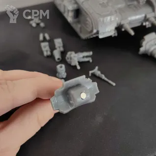 Описание картинки Rogal Dorn Battle Tank от GeorgeFomin по цене 3 000руб | Свободный Рынок Миниатюр - СРМ