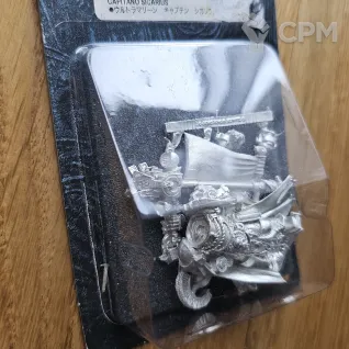 Описание картинки Ultramarine Captain Sicarius 2004 от Ramirti по цене 7 000руб | Свободный Рынок Миниатюр - СРМ